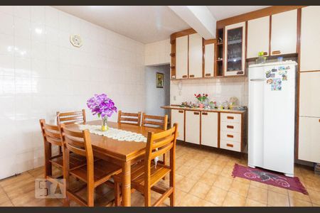 Casa à venda com 275m², 3 quartos e 8 vagas Casa à venda com 275m², 3 quartos e 8 vagasCozinha