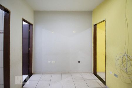 Sala de casa para alugar com 1 quarto, 45m² em Cidade Domitila, São Paulo