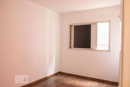 Dormitório 1 de apartamento para alugar com 2 quartos, 55m² em Saúde, São Paulo