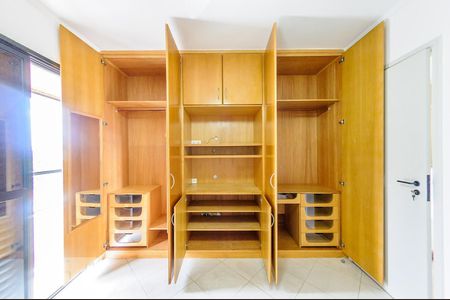 Quarto de apartamento para alugar com 1 quarto, 50m² em Cambuí, Campinas