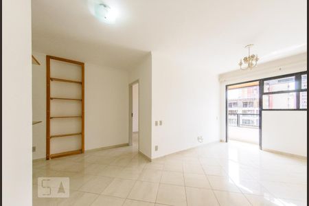 Sala de apartamento para alugar com 1 quarto, 50m² em Cambuí, Campinas