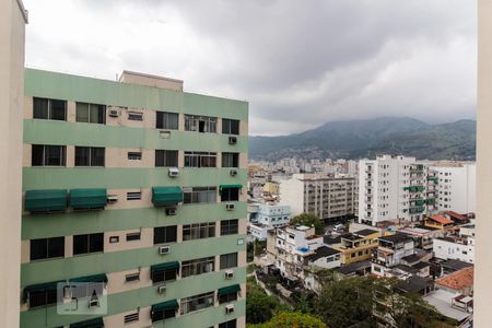 Sala vista de apartamento à venda com 2 quartos, 63m² em Engenho de Dentro, Rio de Janeiro