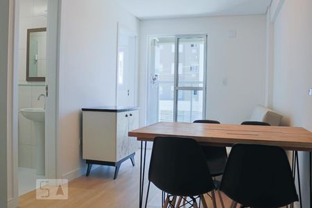 Sala de apartamento para alugar com 1 quarto, 36m² em Vila Izabel, Curitiba