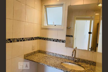 Banheiro de apartamento à venda com 3 quartos, 60m² em Jardim Previdência, São Paulo