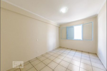 Quarto de apartamento à venda com 1 quarto, 58m² em Bosque, Campinas