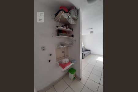 Área de serviço de apartamento à venda com 2 quartos, 43m² em Glória, Porto Alegre