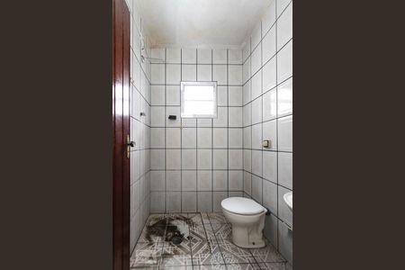 Banheiro de casa para alugar com 2 quartos, 94m² em São Lucas, São Paulo