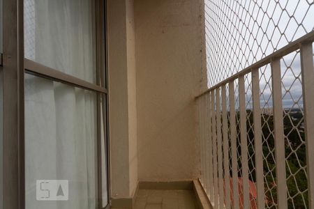 Sacada de apartamento à venda com 3 quartos, 81m² em Vila Albano, São Paulo