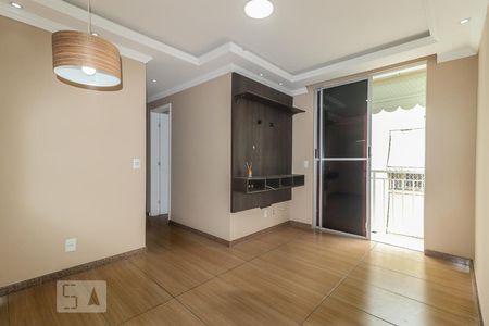 Apartamento à venda com 80m², 2 quartos e sem vagaSala