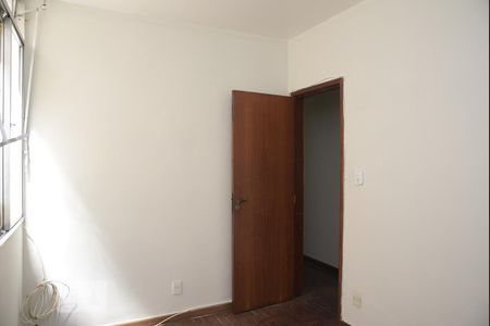 Quarto 2 de apartamento para alugar com 3 quartos, 70m² em Freguesia de Jacarepaguá, Rio de Janeiro