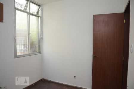 Quarto 2 de apartamento para alugar com 3 quartos, 70m² em Freguesia de Jacarepaguá, Rio de Janeiro