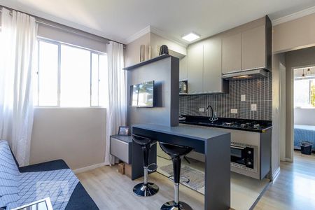 Sala de apartamento para alugar com 1 quarto, 33m² em Água Verde, Curitiba