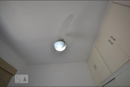 Ventilador de teto de apartamento para alugar com 2 quartos, 65m² em Laranjeiras, Rio de Janeiro