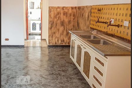 Cozinha de casa para alugar com 2 quartos, 150m² em Água Fria, São Paulo