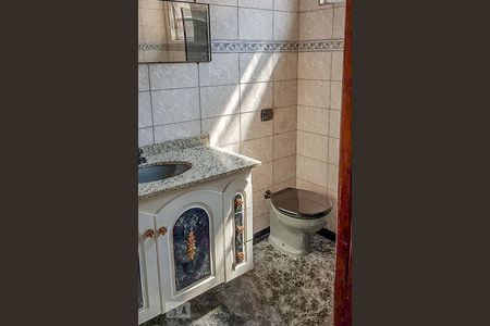 Banheiro de casa para alugar com 2 quartos, 150m² em Água Fria, São Paulo