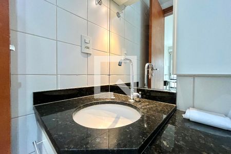 Banheiro de kitnet/studio à venda com 1 quarto, 34m² em Jabaquara, São Paulo