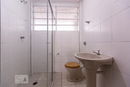 Banheiro de apartamento para alugar com 2 quartos, 75m² em Bela Vista, São Paulo