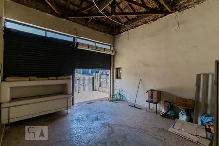 Casa à venda com 150m², 4 quartos e 4 vagas Casa à venda com 150m², 4 quartos e 4 vagasGaragem