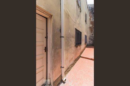 Casa à venda com 150m², 4 quartos e 4 vagas Casa à venda com 150m², 4 quartos e 4 vagasCorredor