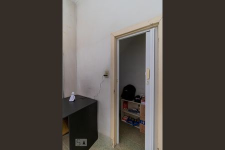 Casa à venda com 150m², 4 quartos e 4 vagas Casa à venda com 150m², 4 quartos e 4 vagasDespensa