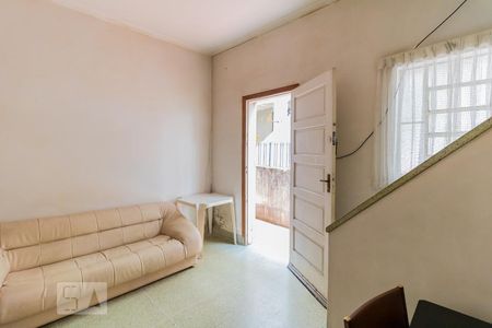 Casa à venda com 150m², 4 quartos e 4 vagas Casa à venda com 150m², 4 quartos e 4 vagasSala 2