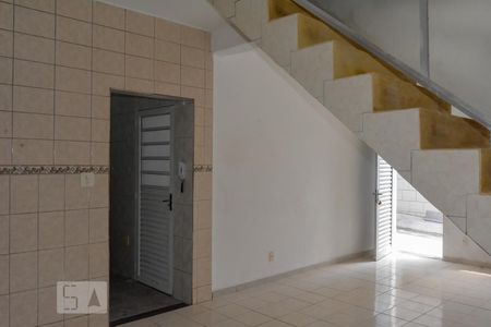 Sala e Cozinha de casa de condomínio para alugar com 3 quartos, 90m² em Pilares, Rio de Janeiro