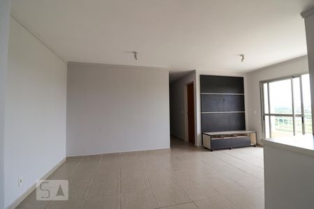 Sala de apartamento para alugar com 3 quartos, 74m² em Setor Goiânia 2, Goiânia