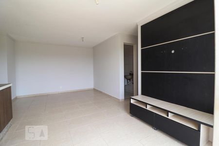 Sala de apartamento para alugar com 3 quartos, 74m² em Setor Goiânia 2, Goiânia