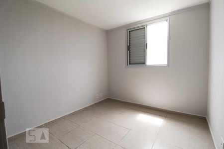 Quarto 1 de apartamento para alugar com 3 quartos, 74m² em Setor Goiânia 2, Goiânia