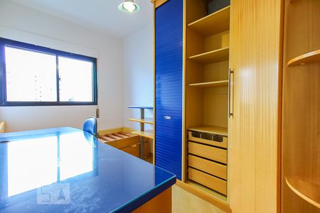 Quarto 1 de apartamento para alugar com 3 quartos, 70m² em Vila Congonhas, São Paulo