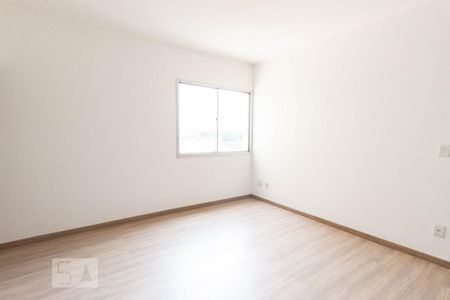 Sala de apartamento para alugar com 2 quartos, 53m² em Parque Maria Domitila, São Paulo