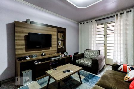 Casa à venda com 136m², 2 quartos e 1 vagaSala