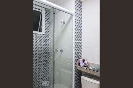 Banheiro de apartamento à venda com 3 quartos, 67m² em Conceição, Diadema