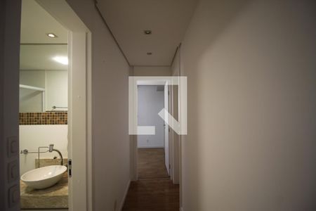 Corredor de apartamento à venda com 3 quartos, 70m² em Jardim Prudência, São Paulo
