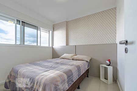 Dormitório de apartamento para alugar com 1 quarto, 34m² em Centro Cívico, Curitiba