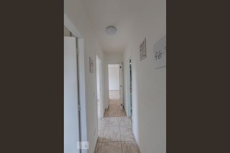 Corredor de apartamento para alugar com 3 quartos, 68m² em Vila Carrão, São Paulo