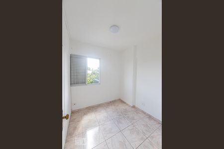 Quarto 1 de apartamento para alugar com 3 quartos, 68m² em Vila Carrão, São Paulo