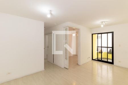 Sala de apartamento à venda com 3 quartos, 73m² em Vila Olímpia, São Paulo