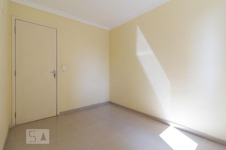 Dormitório 1 de apartamento à venda com 2 quartos, 55m² em Vila Liviero, São Paulo