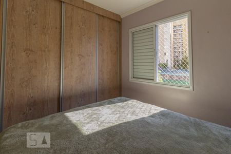 Quarto de apartamento para alugar com 2 quartos, 58m² em Jaguaré, São Paulo