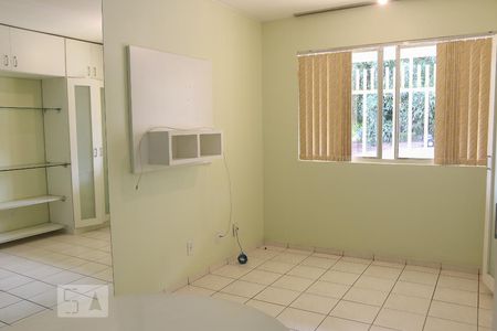 Quarto de kitnet/studio para alugar com 1 quarto, 30m² em Setor Sudoeste, Brasília