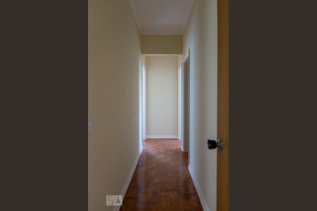 Corredor de apartamento para alugar com 3 quartos, 143m² em Centro, São Caetano do Sul