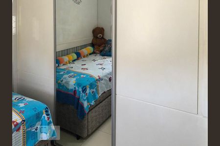 Quarto de apartamento à venda com 2 quartos, 65m² em Quitaúna, Osasco