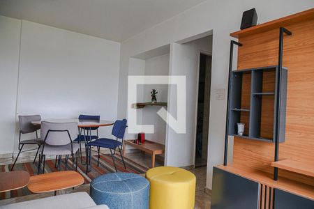Sala de apartamento à venda com 3 quartos, 75m² em Jardim Novo Santo Amaro, São Paulo