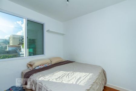 Suíte de apartamento à venda com 3 quartos, 70m² em Santa Tereza, Belo Horizonte