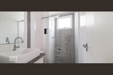 Apartamento à venda com 58m², 2 quartos e 1 vaga Apartamento à venda com 58m², 2 quartos e 1 vagaBanheiro