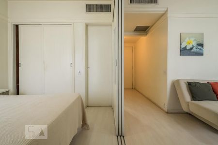 Quarto de kitnet/studio à venda com 1 quarto, 33m² em Cidade Monções, São Paulo