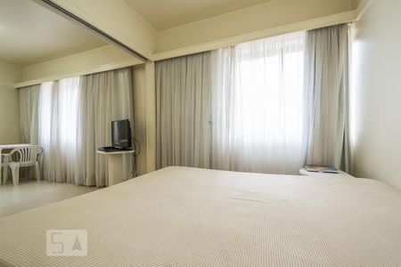 Quarto de kitnet/studio para alugar com 1 quarto, 33m² em Cidade Monções, São Paulo