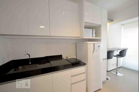 Cozinha de kitnet/studio para alugar com 1 quarto, 21m² em Vila Mariana, São Paulo