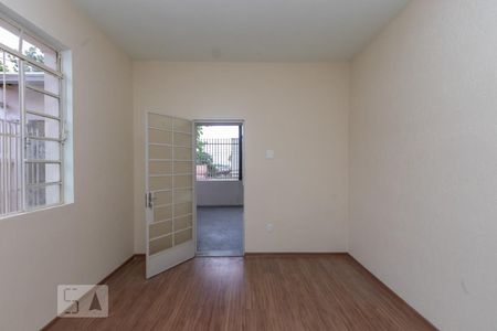 Sala de casa para alugar com 3 quartos, 180m² em Paraíso, Belo Horizonte